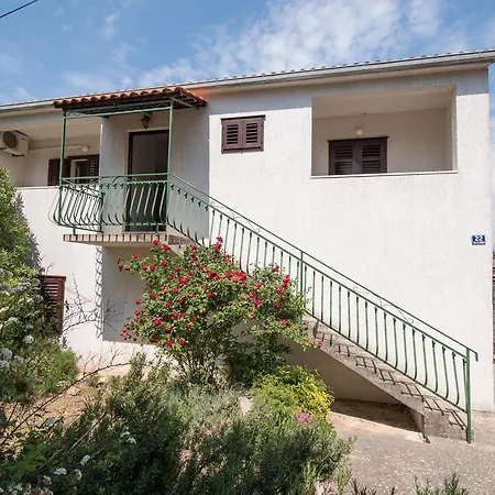 Alana Apartamento Supetar