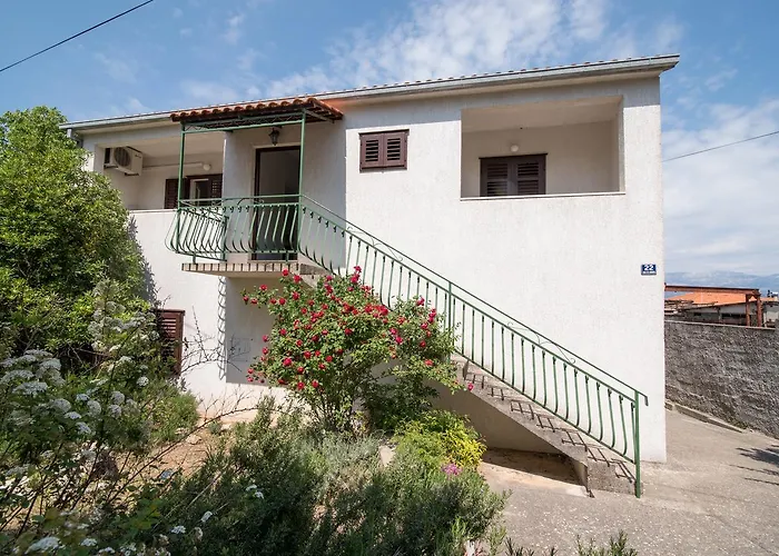 Alana 아파트 수페타르